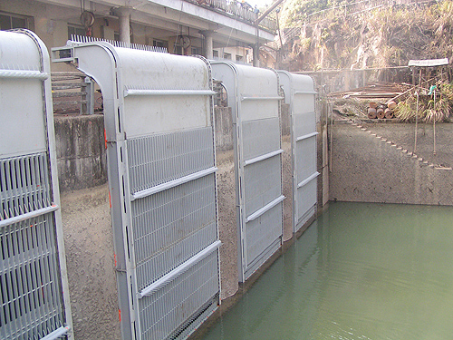 回轉式格柵<strong>除污機</strong>