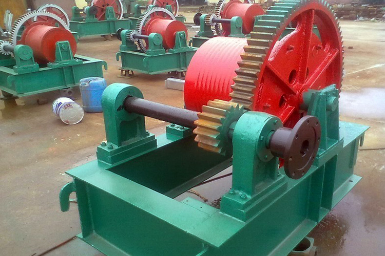 弧形卷揚(yáng)啟閉機(jī)